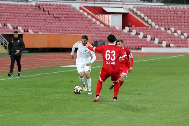TFF 1. Lig: Balıkesirspor: 0 - Akhisarspor: 0 TFF 1. Lig: Balıkesirspor: 0 - Akhisarspor: 0