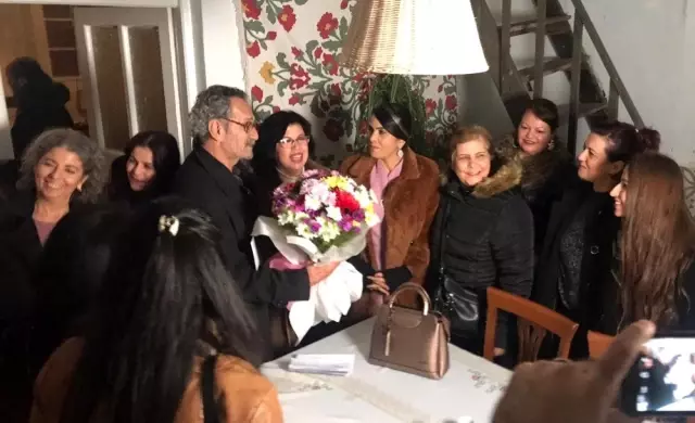 Asker eşlerinden dizi setine ziyaret Asker eşlerinden dizi setine ziyaret