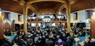 Ayaz Paşa Camii, 'Binbir Hatim' geleneğini sürdüren Erzurumlularla dolup taşıyor