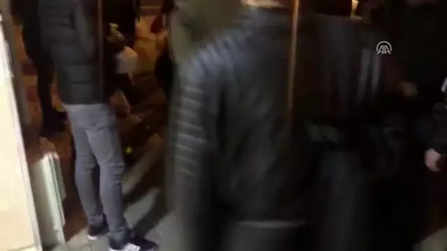 Çamaşır astığı sırada balkondan düşen genç kız öldü Çamaşır astığı sırada balkondan düşen genç kız öldü