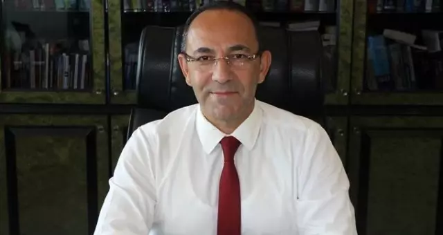 Son dakika: CHP'li Urla Belediye Başkanı İbrahim Burak Oğuz, FETÖ'den tutuklandı Son dakika: CHP'li Urla Belediye Başkanı İbrahim Burak Oğuz, FETÖ'den tutuklandı