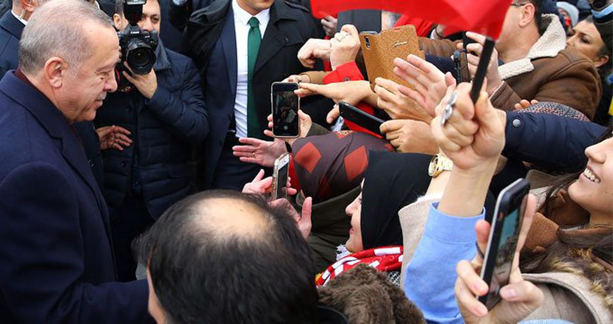 Cumhurbaşkanı Erdoğan Cenevre'de alkışlar ve tezahüratlarla karşılandı