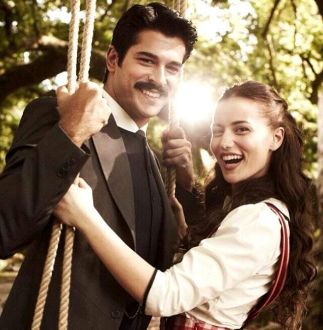 Fahriye Evcen Karan'la sosyal medya hesabından kendi rekorunu kırdı