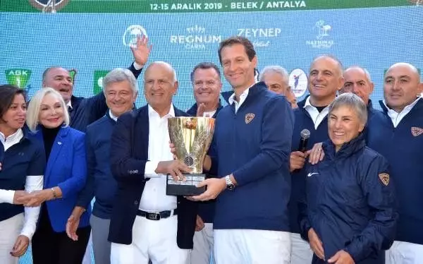Fikret Öztürk Golf Turnuvası sona erdi Fikret Öztürk Golf Turnuvası sona erdi