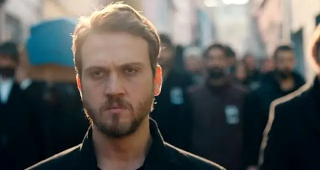 Kemal'in ölümü sonrası 'Ich bin Çukur' etiketi sosyal medyada gündem oldu Kemal'in ölümü sonrası 'Ich bin Çukur' etiketi sosyal medyada gündem oldu