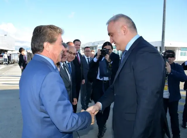 Kültür ve Turizm Bakanı Ersoy KKTC'de Kültür ve Turizm Bakanı Ersoy KKTC'de