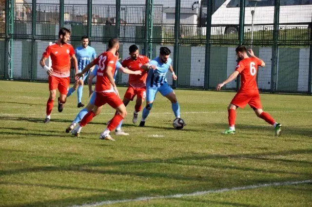 Lider Belediye Kütahyaspor ilk yarının namağlup takımı Lider Belediye Kütahyaspor ilk yarının namağlup takımı