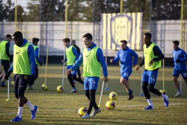 MKE Ankaragücü, Antalyaspor maçının hazırlıklarına başladı MKE Ankaragücü, Antalyaspor maçının hazırlıklarına başladı