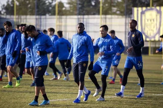 MKE Ankaragücü, Antalyaspor maçının hazırlıklarına başladı MKE Ankaragücü, Antalyaspor maçının hazırlıklarına başladı