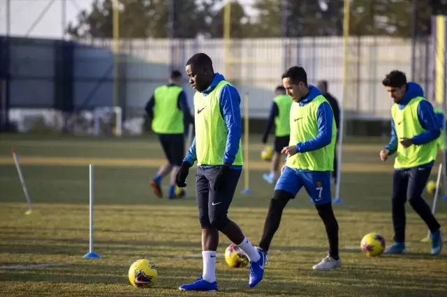 MKE Ankaragücü, Antalyaspor maçının hazırlıklarına başladı MKE Ankaragücü, Antalyaspor maçının hazırlıklarına başladı