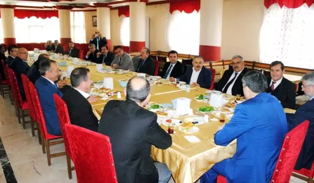 Pehlivan, STK'ları ÇESOB'ta buluşturdu Pehlivan, STK'ları ÇESOB'ta buluşturdu