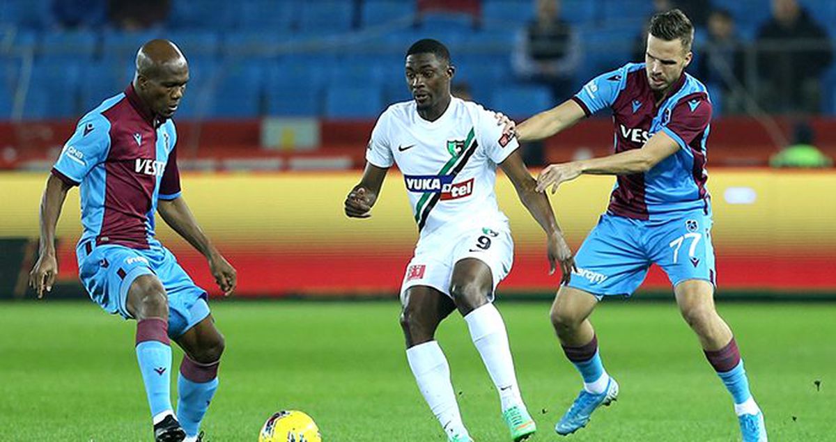 Trabzonspor, Denizlispor'a 2-1 yenildi