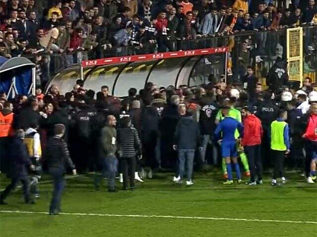 Fatih Terim'den Gökhan Çıra açıklaması: Gökhan bizim alt yapıda oynamış, merak ettim sordum