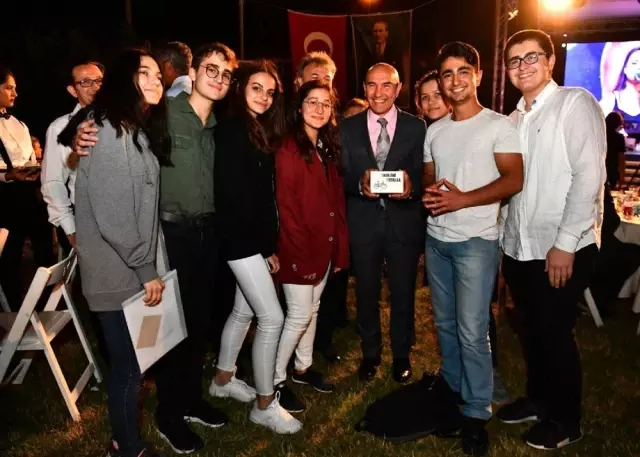 İzmir, Avrupa Gençlik Başkenti olmak için kolları sıvadı İzmir, Avrupa Gençlik Başkenti olmak için kolları sıvadı