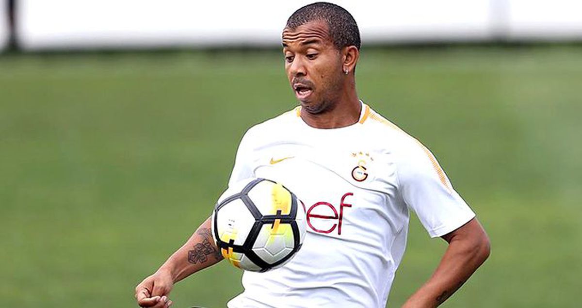 Mariano, Galatasaray'dan ayrılmak istemiyor!