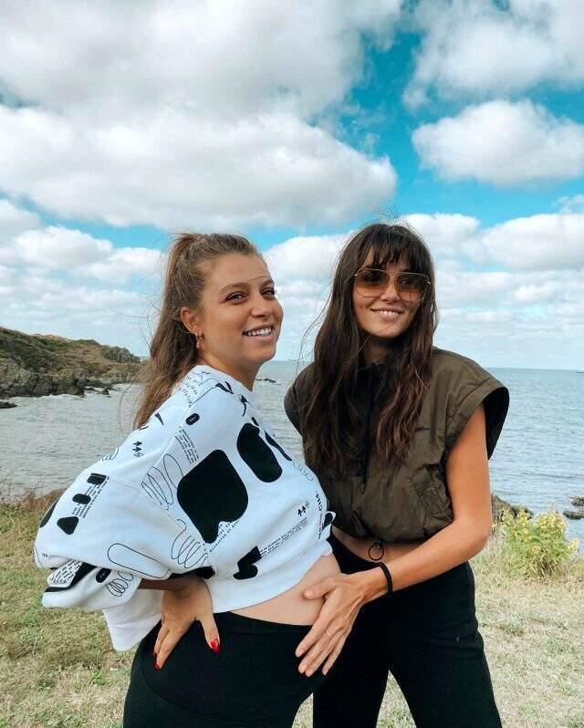 Oyuncu Hande Erçel'in ablası, yeni doğan bebeğine vefat eden annesinin adını verdi