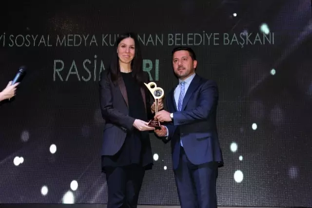 10. Buhara Medya Ödülleri sahiplerini buldu 10. Buhara Medya Ödülleri sahiplerini buldu