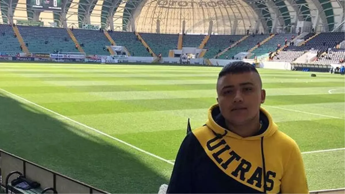 Antalyaspor, kazada ölen taraftarların adını misafir tribününe verdi
