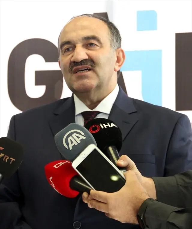 Gaziantep 7. İnsan Kaynakları ve İstihdam Fuarı açıldı Gaziantep 7. İnsan Kaynakları ve İstihdam Fuarı açıldı