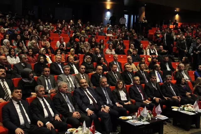 Gaziantep 7. İnsan Kaynakları ve İstihdam Fuarı açıldı Gaziantep 7. İnsan Kaynakları ve İstihdam Fuarı açıldı