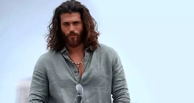 ’Libido’ çıkışıyla tepki çeken Can Yaman, Türkiye’yi terk etti