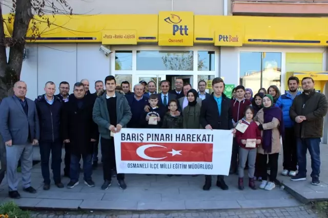 Öğrencilerin Mehmetçiğe yazdığı mektuplar, mendillerin içinde yola çıktı Öğrencilerin Mehmetçiğe yazdığı mektuplar, mendillerin içinde yola çıktı