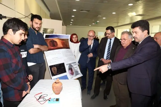 Bilimin tarihi SUBÜ'de konuşuldu Bilimin tarihi SUBÜ'de konuşuldu