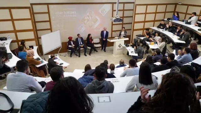 HKÜ İşletme Kulübü ilk etkinliğinde Süperfilm ekibini ağırladı