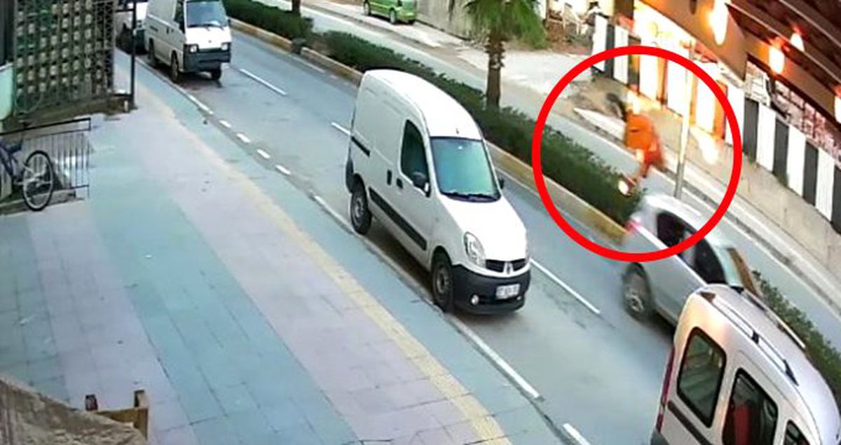 Minibüse yetişmek isterken ölümden döndü