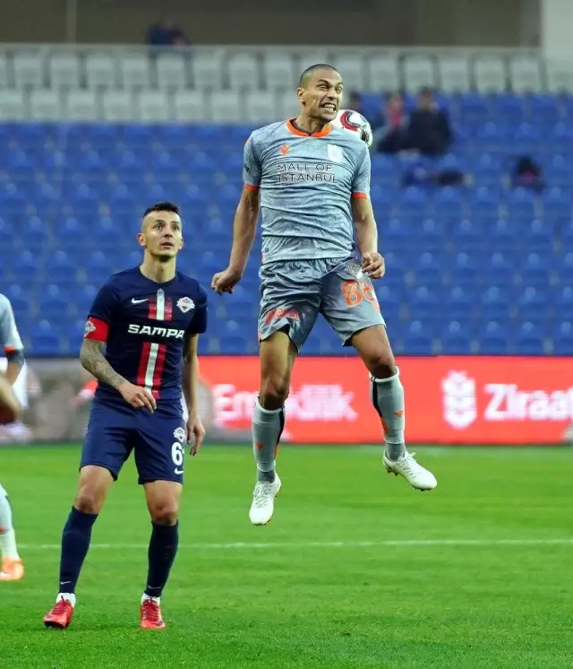 Ziraat Türkiye Kupası: Medipol Başakşehir: 0 - Hekimoğlu Trabzon FK: 0 (İlk yarı)