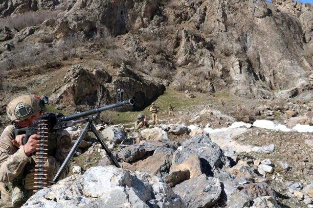 2000 personelle Şırnak ve Hakkari'de Kıran-9 ve Kıran-10 operasyonları başlatıldı