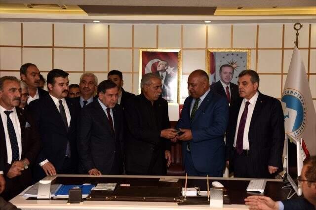 Ceylanpınar Belediye Başkanı Feyyaz Soylu oldu