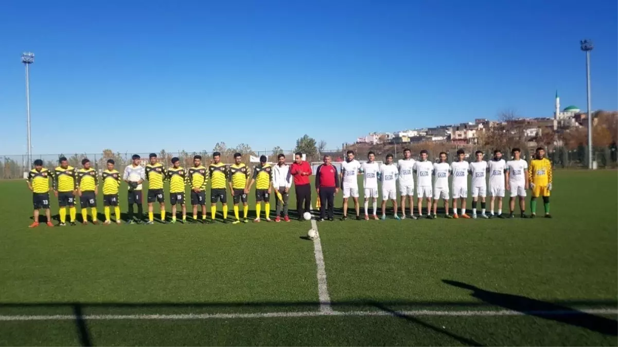 Çınar'daki futbol turnuvası sona erdi