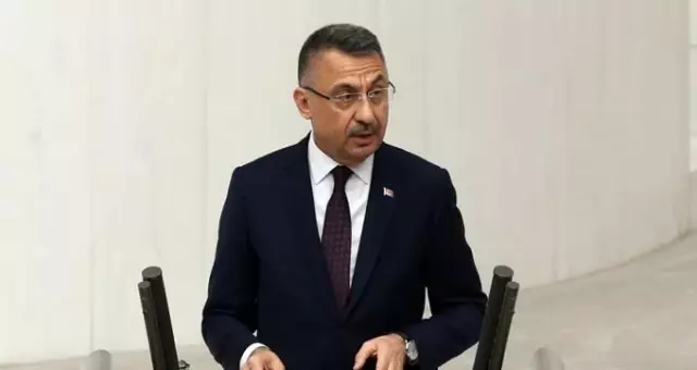 Son dakika: Cumhurbaşkanı Yardımcısı Oktay: Yaptırım tehditleri bizi yerli tasarım ve üretime daha motive ediyor