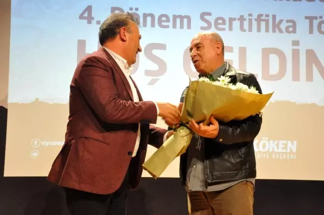 Eyüpsultan Film Akademisi öğrencileri sertifikalarını aldı Eyüpsultan Film Akademisi öğrencileri sertifikalarını aldı