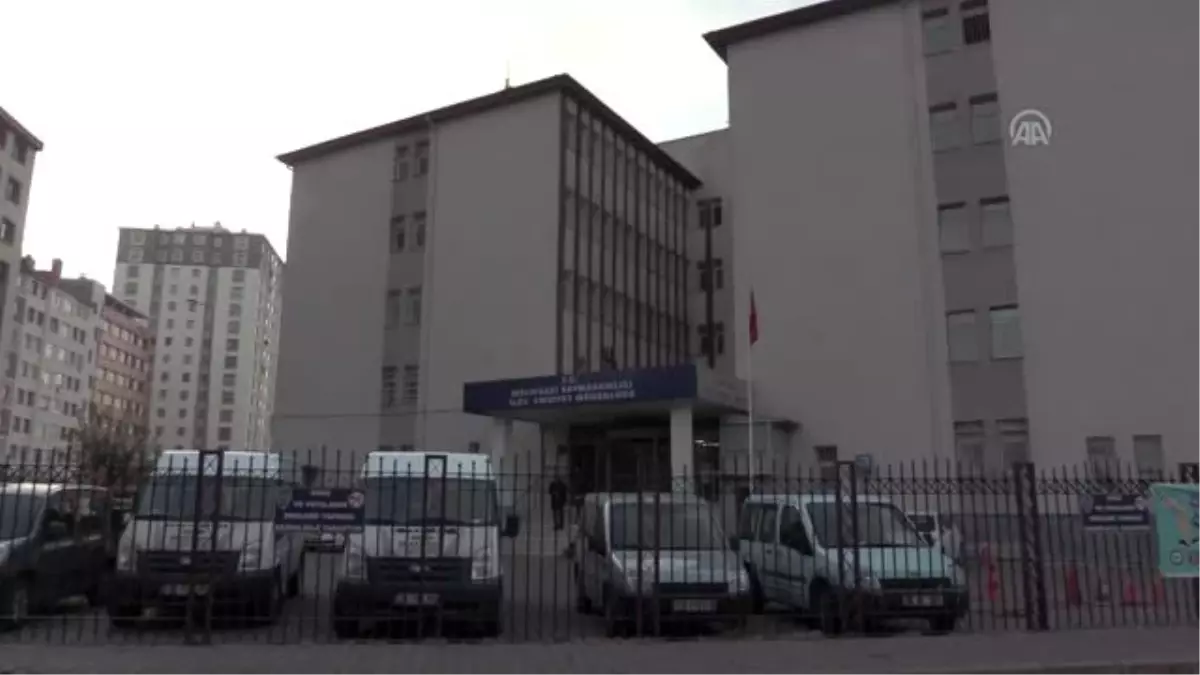 Firari hükümlü akraba iki kadın yakalandı