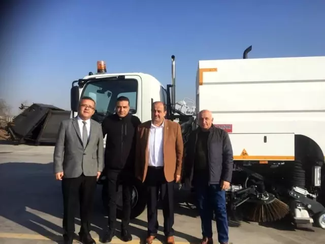 Gülüç Belediyesi yeni temizlik aracını teslim aldı Gülüç Belediyesi yeni temizlik aracını teslim aldı