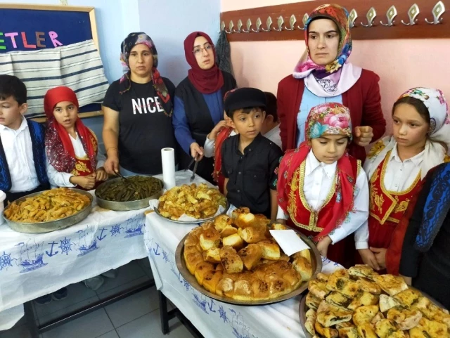 Kocaeli'de mancarlı pideli Yerli Malı Haftası kutlaması Haber