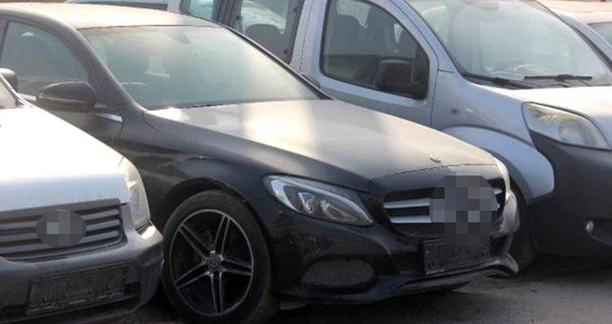 Konya'da motor ve şasi numaraları değiştirilmiş otomobiller ele geçirildi