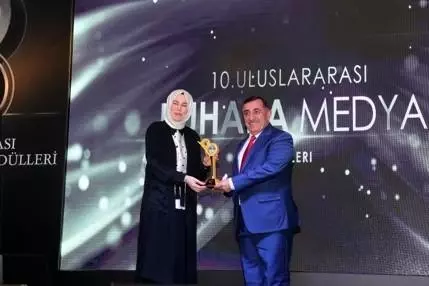 Mustafa Toruntay yılın sendikacısı seçildi Mustafa Toruntay yılın sendikacısı seçildi