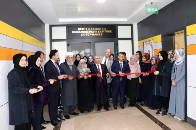 Şehit Kaymakam Muhammet Fatih Safitürk Kütüphanesi açıldı Şehit Kaymakam Muhammet Fatih Safitürk Kütüphanesi açıldı