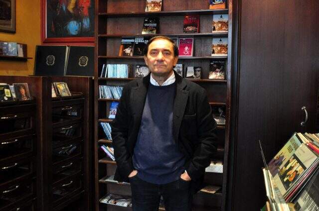 Beyoğlu'nun tarihine tanıklık eden 'Lale Plak' kapanıyor