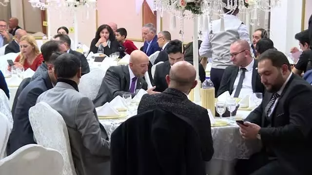 Devlet Opera ve Balesi Genel Müdürü Murat Karahan'ın mutlu günü Devlet Opera ve Balesi Genel Müdürü Murat Karahan'ın mutlu günü