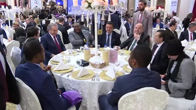 Devlet Opera ve Balesi Genel Müdürü Murat Karahan'ın mutlu günü Devlet Opera ve Balesi Genel Müdürü Murat Karahan'ın mutlu günü