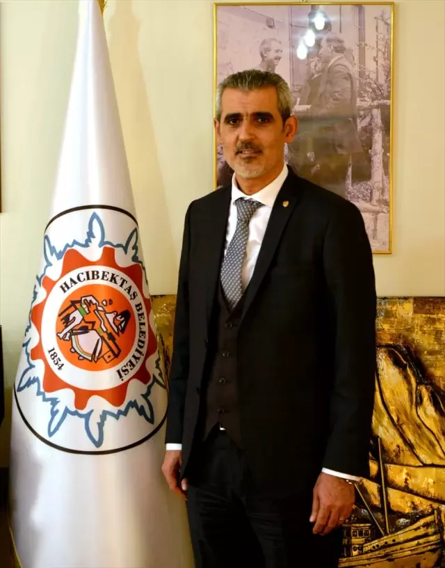 Kırşehir'den eski ilçesi Hacıbektaş'a gönül köprüsü