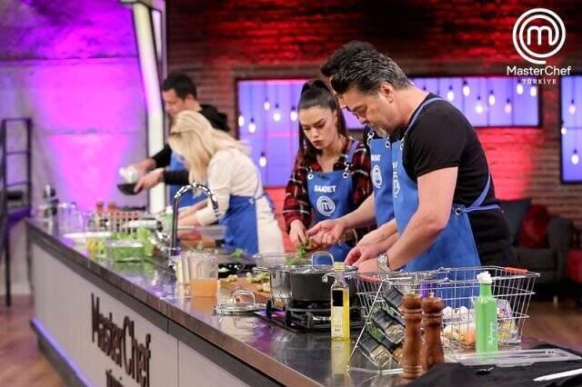 MasterChef'te yarışan Acun Ilıcalı, kazanan yarışmacılara Survivor'a gitme ödülü verdi