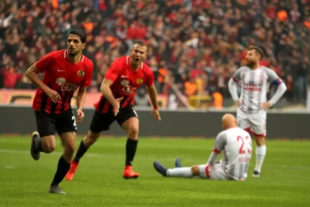 TFF 1. Lig: Eskişehirspor: 1 - Balıkesirspor: 2 TFF 1. Lig: Eskişehirspor: 1 - Balıkesirspor: 2