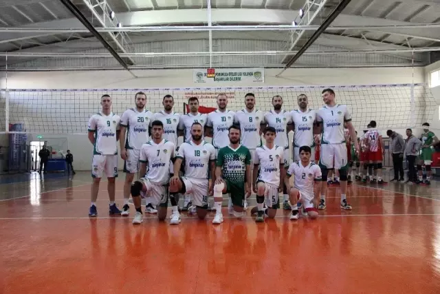 TVF Erkekler 1. Lig: Solhanspor: 3 - Ziraat Bankası: 0 TVF Erkekler 1. Lig: Solhanspor: 3 - Ziraat Bankası: 0