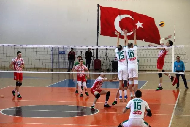 TVF Erkekler 1. Lig: Solhanspor: 3 - Ziraat Bankası: 0 TVF Erkekler 1. Lig: Solhanspor: 3 - Ziraat Bankası: 0