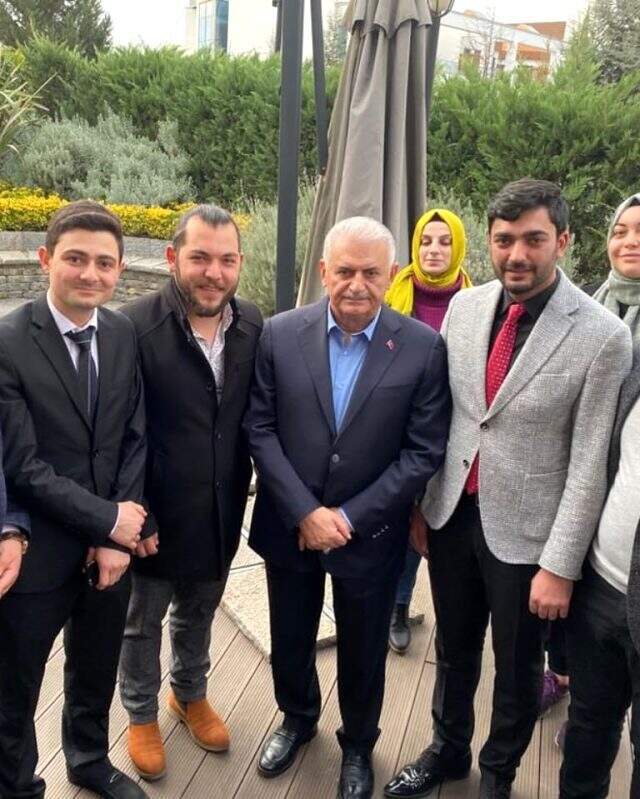 AK Parti Gençlik Kolları, Binali Yıldırım'ın doğum gününü kutladı